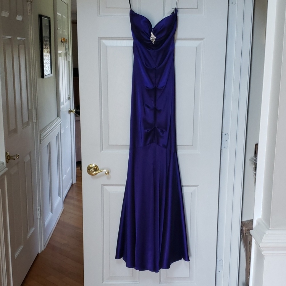Mermaid strapless gown